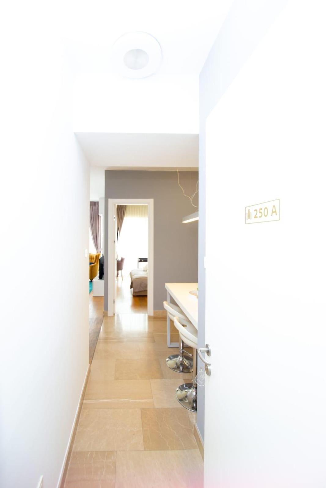 Tre Canne Lux Lägenhet Budva